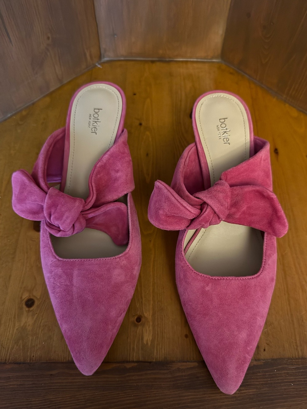 Botkier New York "Pina" Bow-Accented Suede Kitten Heel Mules 8 - Picture 5 of 15